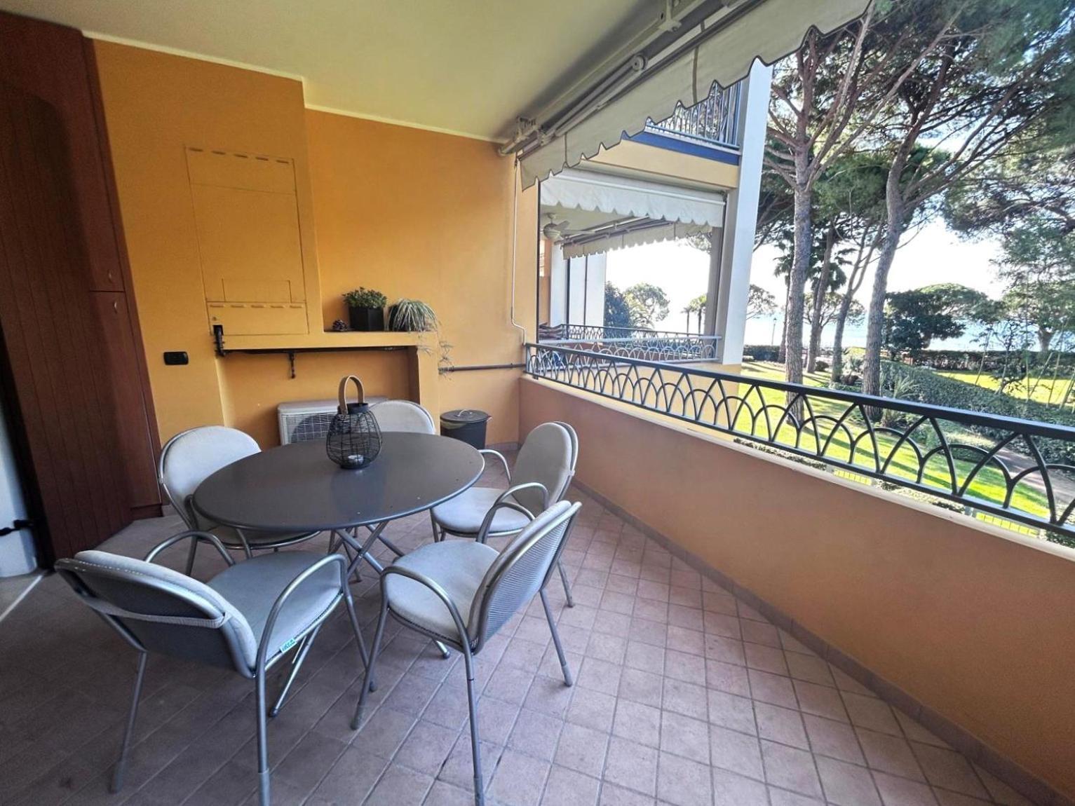 Apartment Casa Santi Il Silenzio Tra E Montagna Toscolano-Maderno
